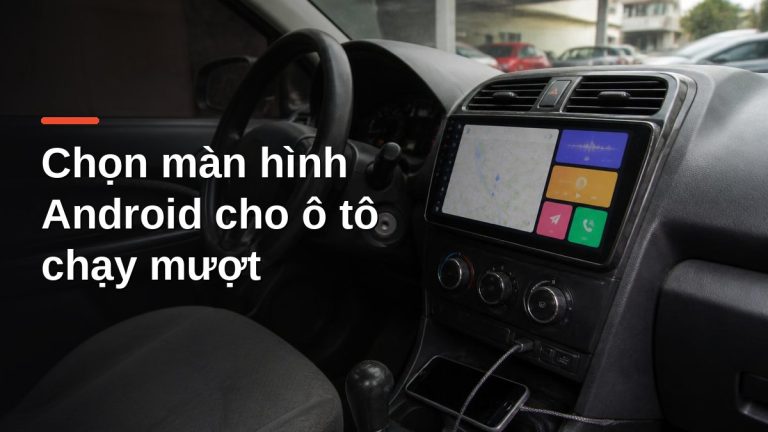 Màn hình Android ô tô lắp trên taplo xe, kết nối điện thoại qua cáp để dùng Apple CarPlay