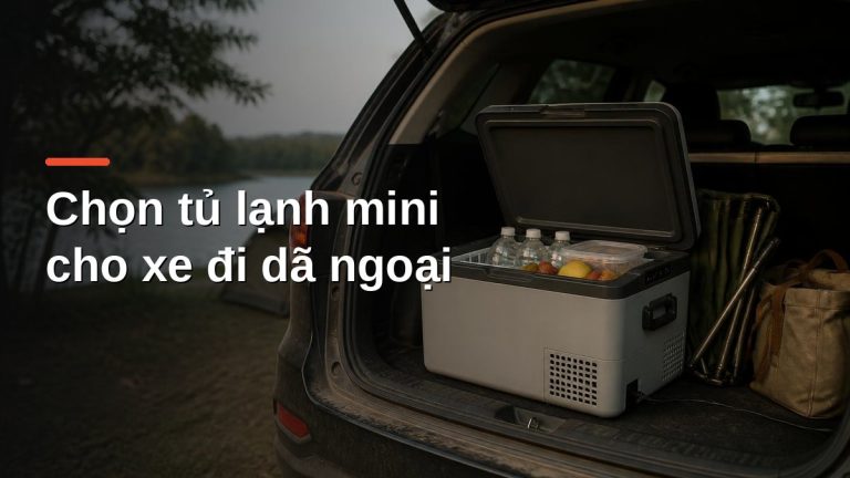 Tủ lạnh mini ô tô dùng máy nén đặt trong cốp xe SUV khi đi dã ngoại