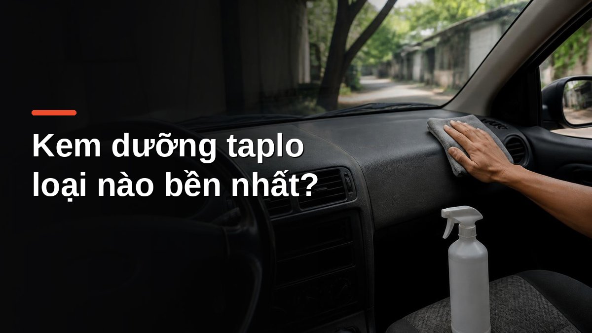 Lau dưỡng taplo ô tô bằng khăn microfiber và chai xịt dưỡng nhựa nội thất