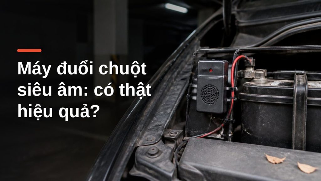 Thiết bị đuổi chuột siêu âm gắn cạnh ắc quy trong khoang máy ô tô